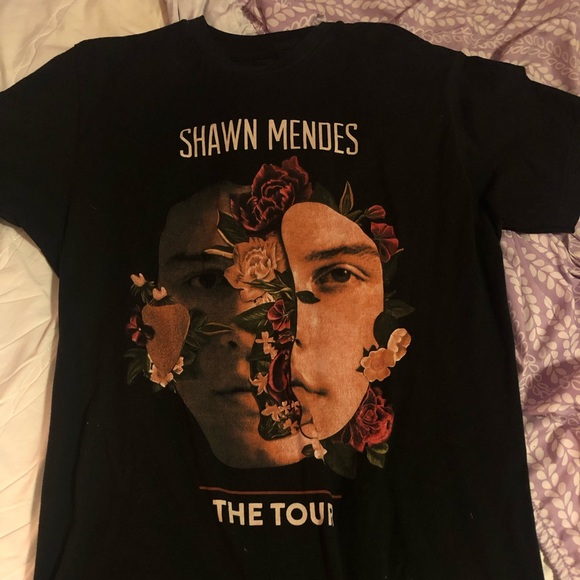 Shawn Mendes The Tour T-Shirt Merch - Picture 2 of 3